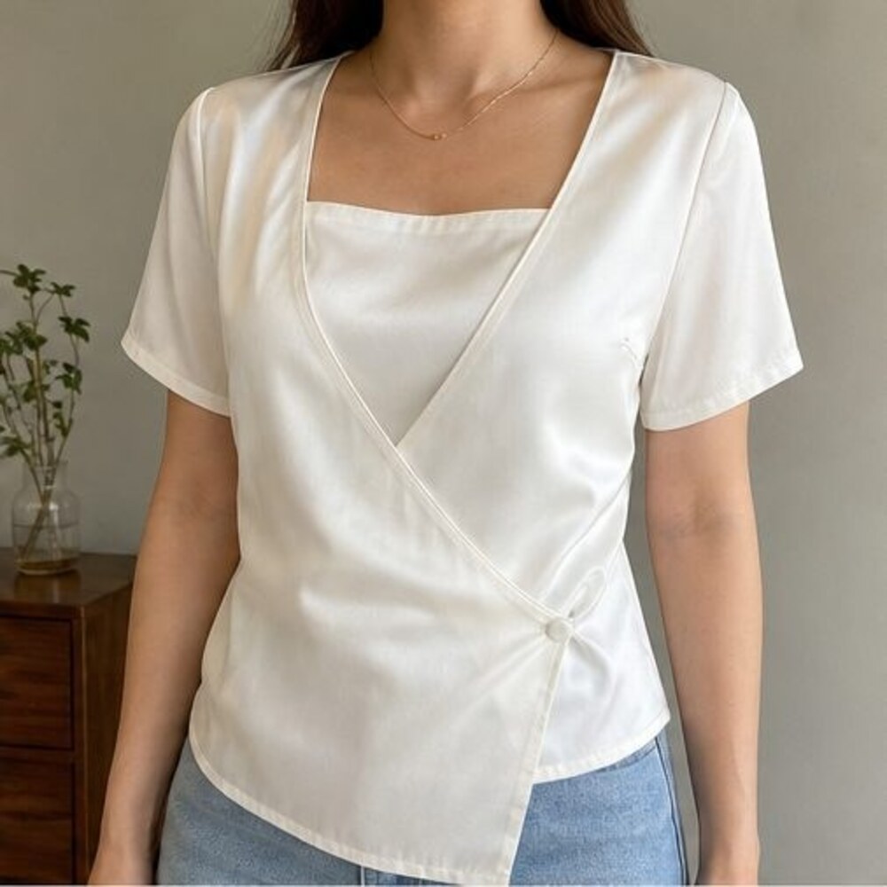 Ivory Smocked Top - Picture 2 of 6